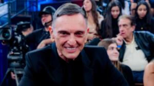 Paulo Miklos tranquiliza fãs após ser internado com pneumonia: ‘logo estarei de volta’