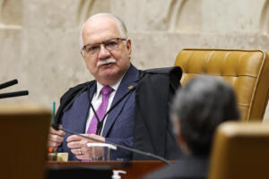 Fachin adia análise do caso de Mendonça no STF marcada para dia 23