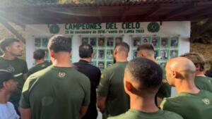 Chapecoense volta à Colômbia e recebe homenagens do Atlético Nacional dez anos após tragédia