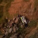 Acidente com ônibus escolar mata 25 pessoas em Cabo Verde