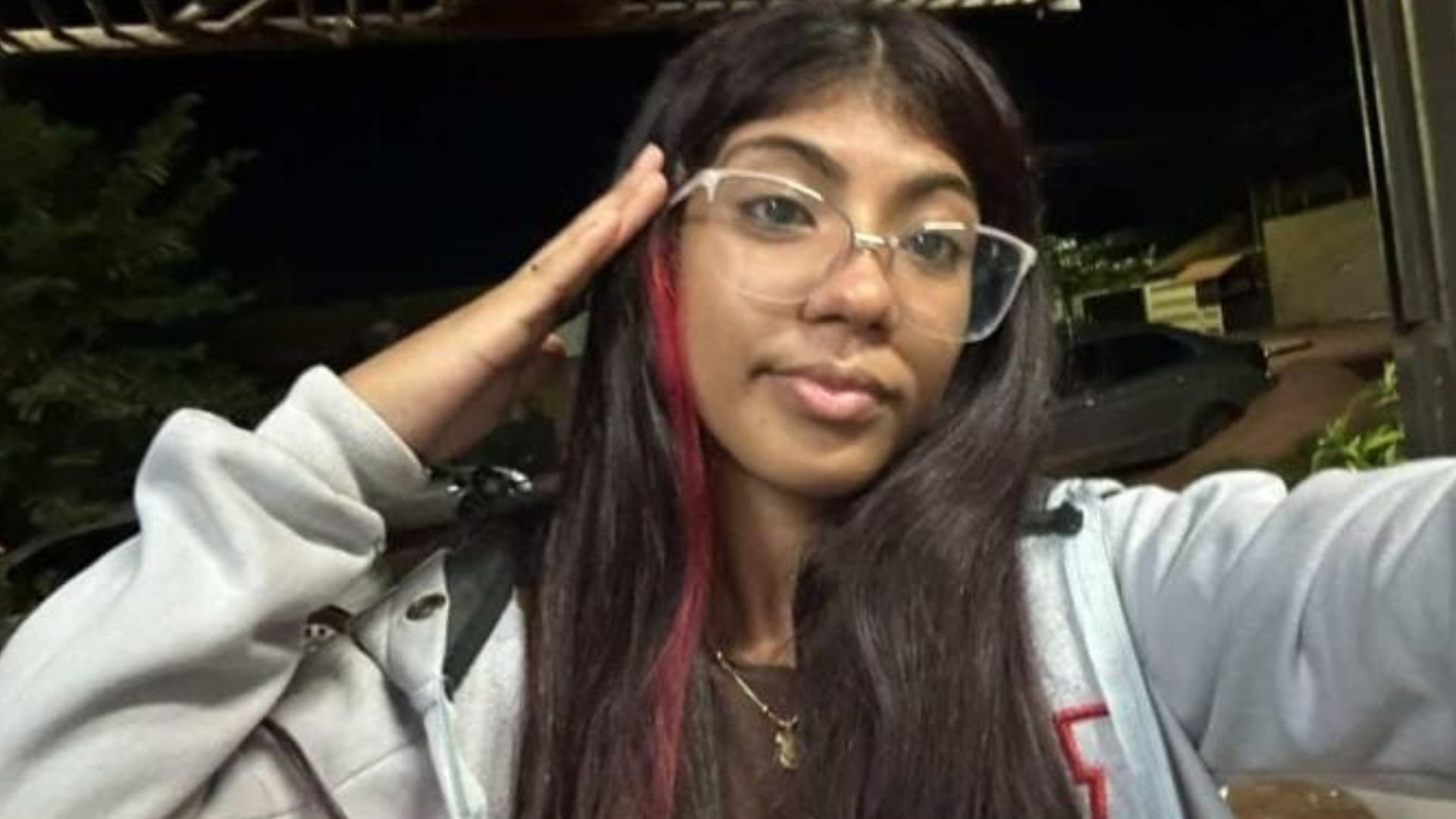 Família pede ajuda para encontrar adolescente que fugiu de casa para abrir salão em Bonito