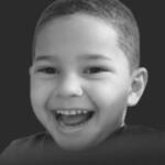 Menino de 4 anos é encontrado morto com a cabeça presa em vidro de carro em SP