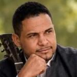 Cantor gospel é morto a facadas após suspeita de marcar encontro com familiar de 15 anos