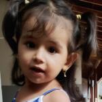Avó cria rifa solidária para custear cirurgia de menina de 2 anos em Campo Grande