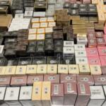 Alvo de operação em esquema clandestino de perfumes garantia lucro com revenda no marketplace