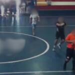 Juiz sacou arma durante partida