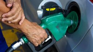 Às vésperas das Eleições, governo prorroga subvenção do diesel por 30 dias