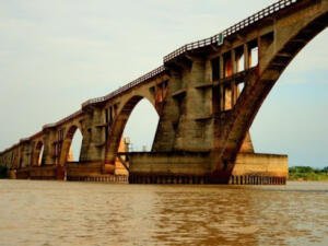 1947 – Presidente Dutra inaugura ponte do rio Paraguai