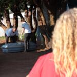 ‘Não acredito’: mãe descobre assassinato de filho no Guanandi II após ser avisada por populares