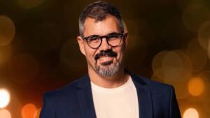 ‘Dá tempo de tirar’: Globo é detonada por retorno de Juliano Cazarré em ‘Avenida Brasil 2’