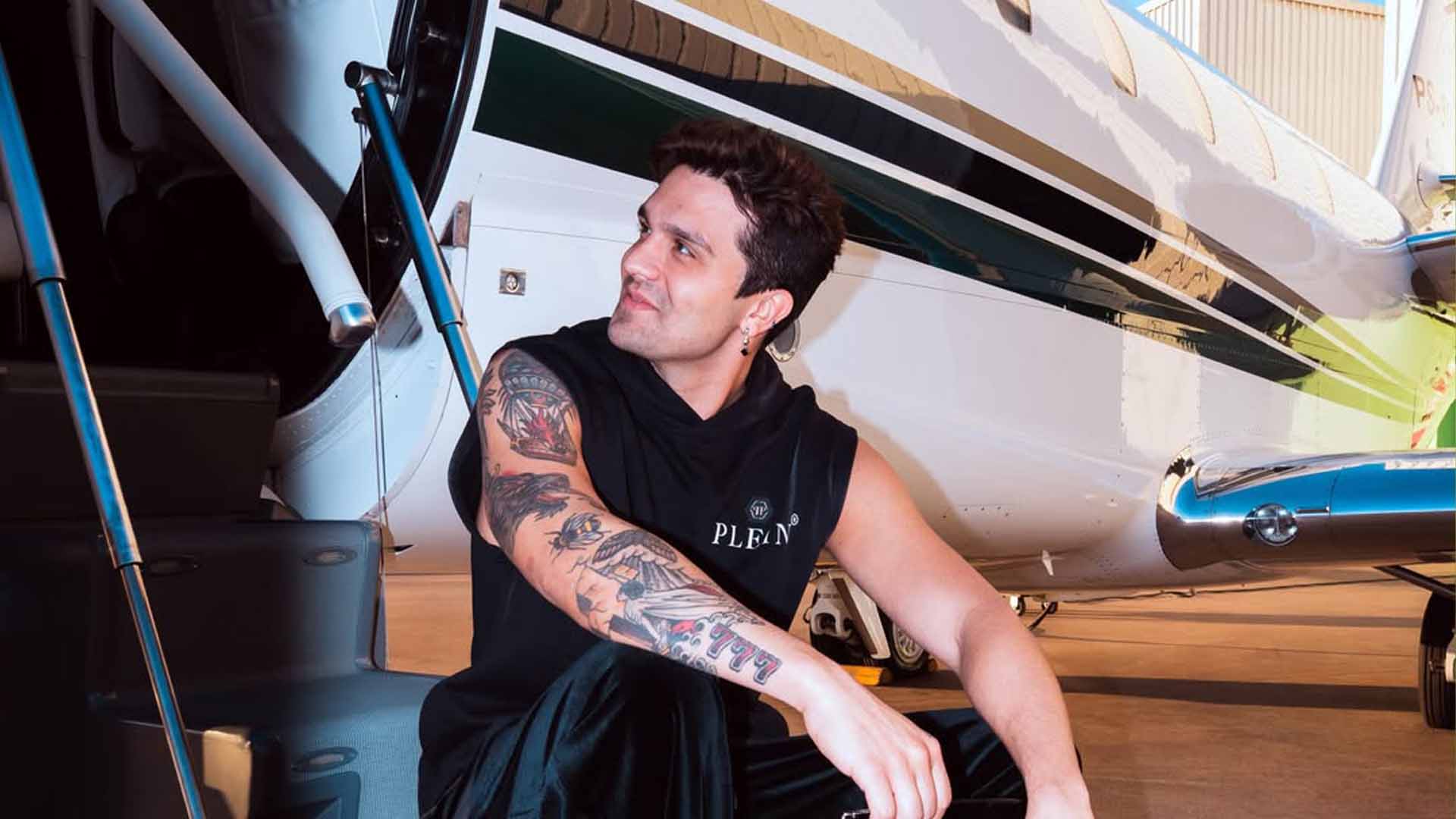 Tudo Isso Saiba Quanto Custa O Novo Jatinho Milion rio De Luan Santana tudo-isso-saiba-quanto-custa-o-novo-jatinho-milion-rio-de-luan-santana
