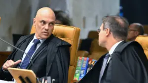 Moraes e Mendonça teriam discutido após investigação sobre conversa com Vorcaro