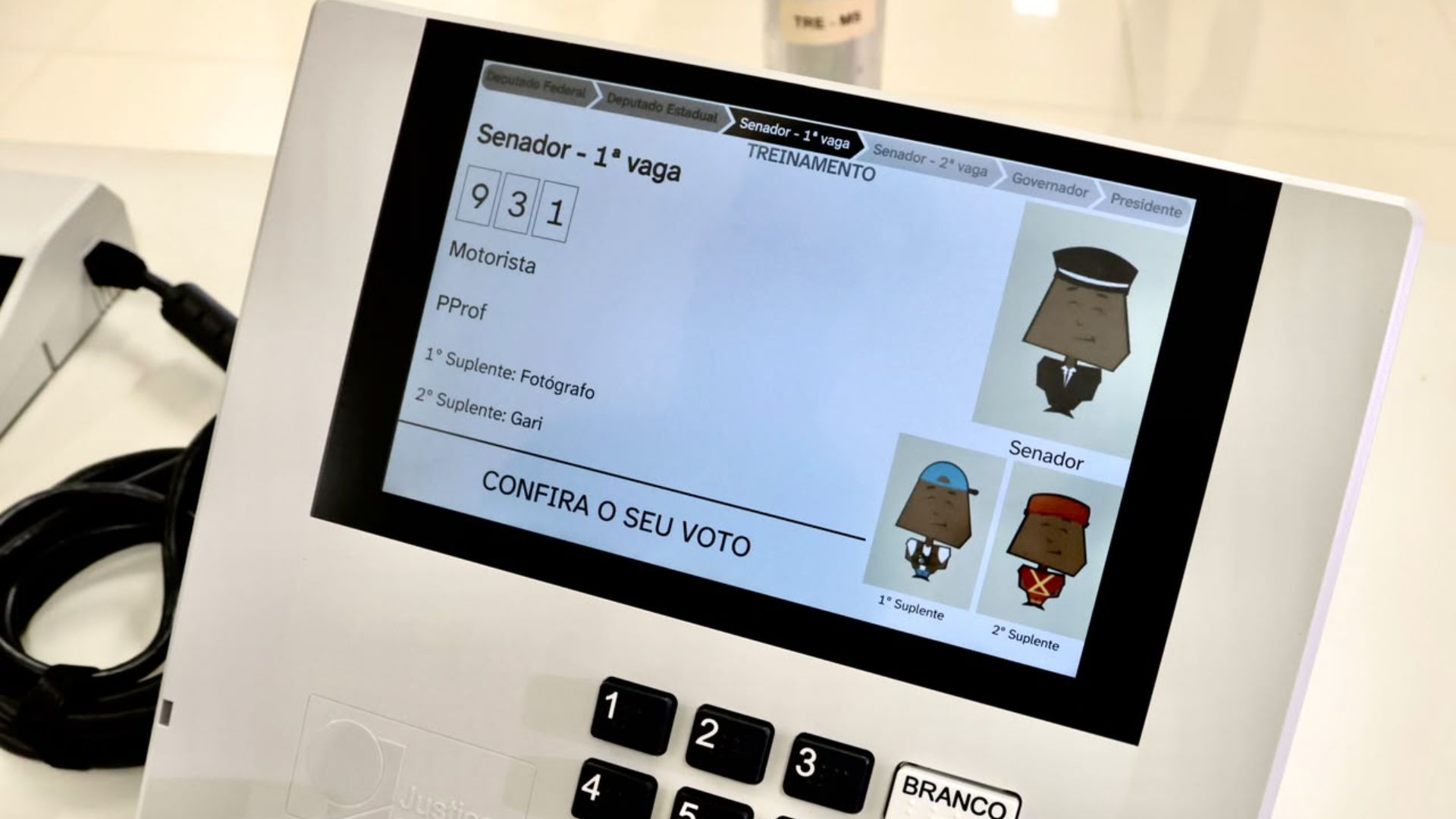 Eleições 2026: TRE-MS inicia carregamento de mídias das urnas eletrônicas