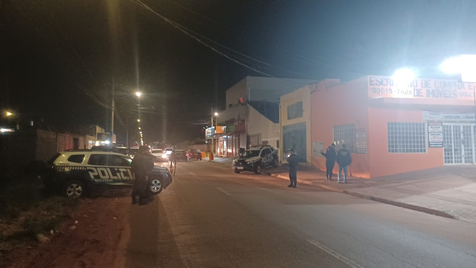 Dupla em moto atira contra adolescente de 15 anos no Jardim Noroeste