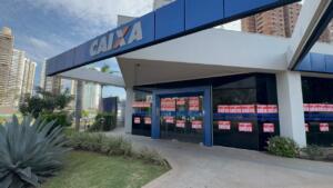 Funcionários da Caixa rejeitam proposta e entram em greve nesta quinta-feira
