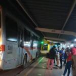 Ônibus do Consórcio Guaicurus quebra na última volta em terminal