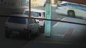VÍDEO: Atropelamento de menino no Zé Pereira foi registrado por câmera de segurança