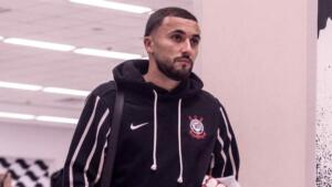 Jogador do Corinthians anuncia nascimento do segundo filho, que tem nome inédito no Brasil