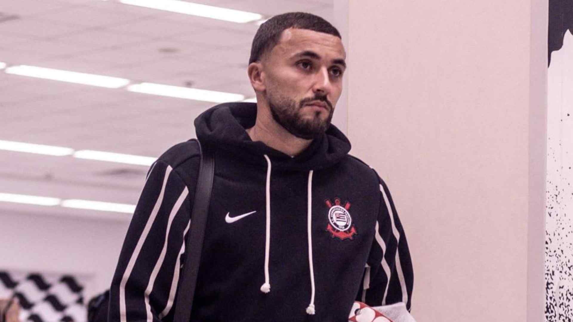 Jogador do Corinthians anuncia nascimento do segundo filho, que tem nome inédito no Brasil