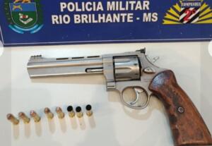 CAC fica ferido com tiro acidental da própria arma e é socorrido