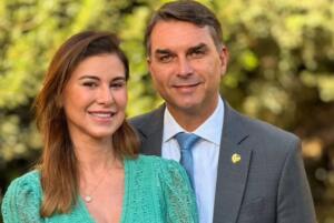 Fernanda Bolsonaro participa de encontro com mulheres em Campo Grande