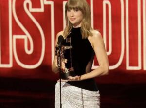 Taylor Swift supera Beyoncé e se torna a maior vencedora da história do VMA