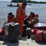 Bombeiros fazem resgate fluvial de estudantes em escola rural no Pantanal
