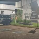 Encapuzados atiram seis vezes contra jovem no Centro Oeste