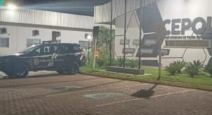 Encapuzados atiram seis vezes contra jovem no Centro Oeste