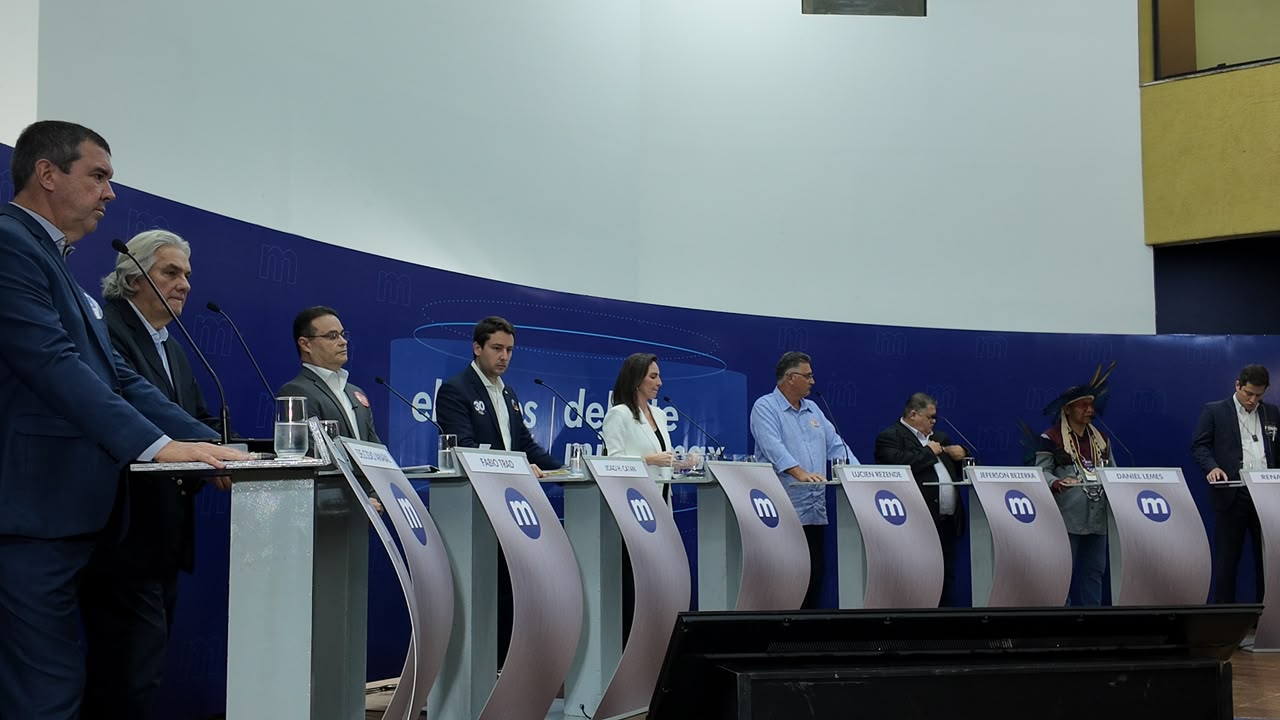 No 1º bloco do Debate Midiamax, ataques e perguntas livres abrem confronto direto entre candidatos