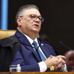 Flávio Dino pede vista em processo que pode investigar Moraes no STF