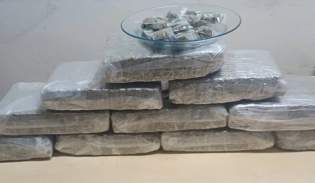 Polícia fecha barbearia usada como depósito de drogas em Corumbá