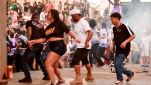 Paquera Gold Times reúne gerações em domingo de nostalgia na Praça do Cinquentenário