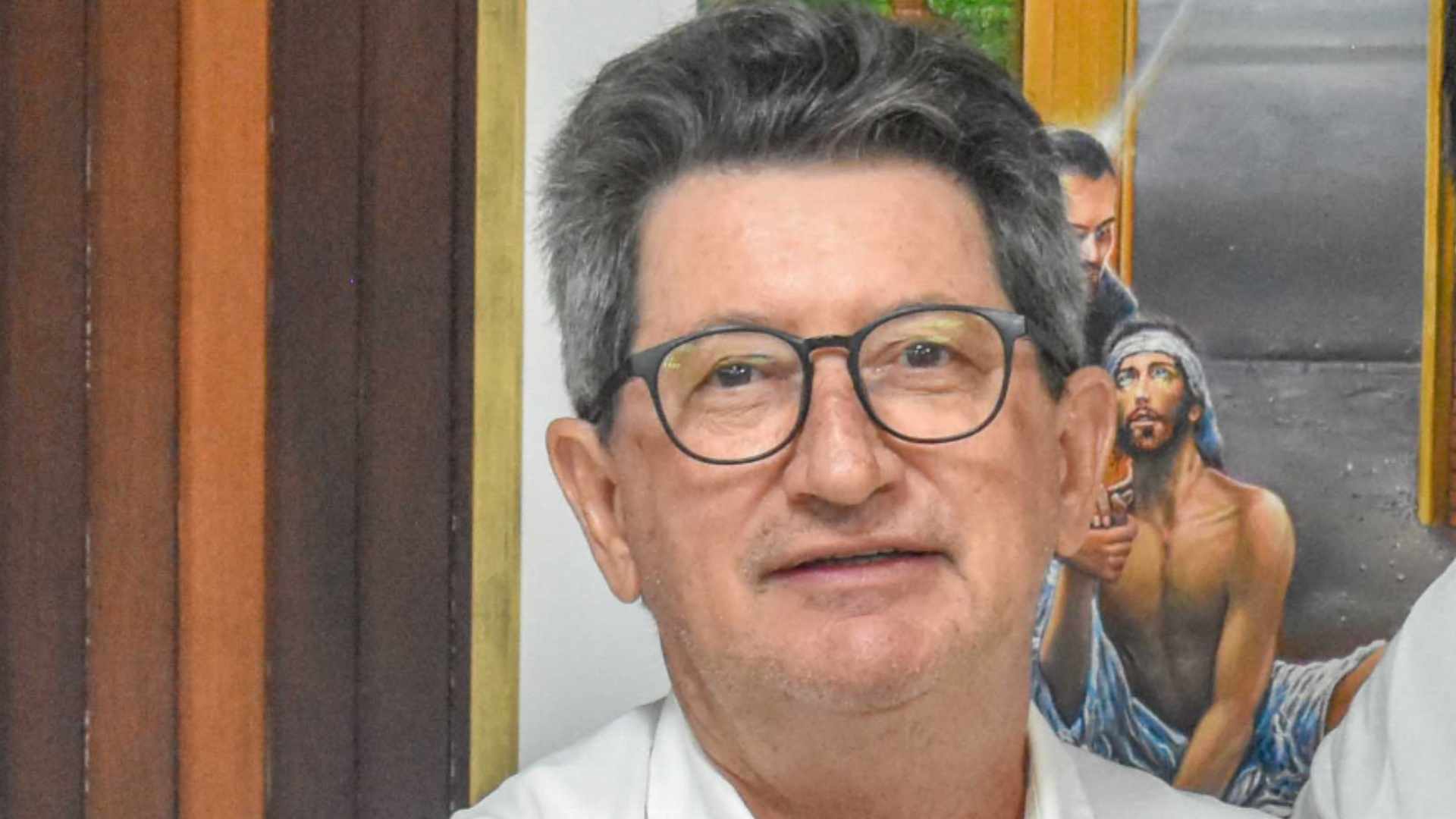 Atual presidente interino subiu na hierarquia da Santa Casa após renúncia