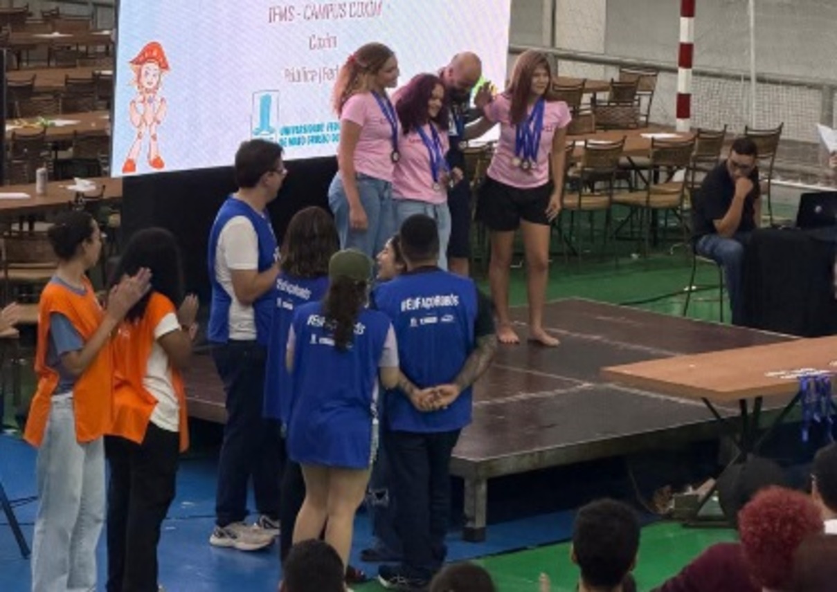Pela segunda vez, equipe de Coxim do IFMS alcança pódio no estadual de robótica