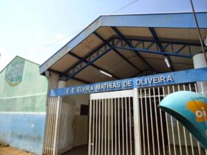 Sem previsão de volta, alunos ficam sem aula após furto de fios em escola no Universitário