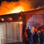 Marcenaria é destruída por incêndio no Jardim Colibri, em Campo Grande