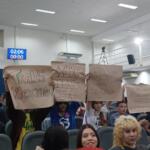 Projeto que proíbe cotas para pessoas trans em concursos gera debate na Câmara de Campo Grande