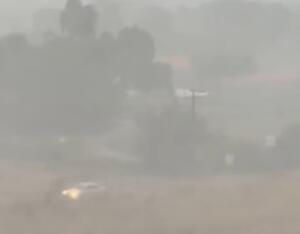 Vendaval seguido de forte chuva causa queda de árvores e corte de energia em Três Lagoas