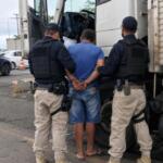 Motorista é preso depois de simular roubo de caminhão para receber seguro do veículo
