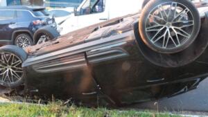 Vídeo mostra Porsche capotando durante colisão na Avenida Mato Grosso