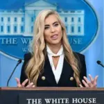 Nova secretária de imprensa de Trump é demitida do cargo após 5 dias
