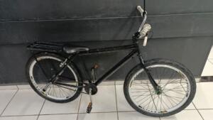 Pai e filho são ameaçados por dupla com canivete e têm bicicletas roubadas no Mata do Jacinto