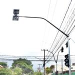 Semáforos desativados causam colisão em cruzamento da Rua Rui Barbosa