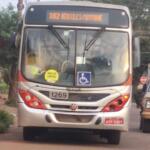 ‘Pode isso’? Ônibus do Consórcio Guaicurus é flagrado circulando sem farol em Campo Grande