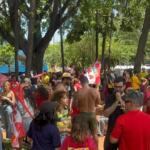 Ato em prol da reeleição de Lula reúne mais de 3 mil pessoas nas ruas de Campo Grande