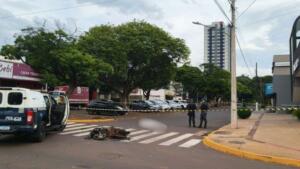 Enfermeira morre após ser atingida por carro dirigido por padre em Dourados