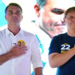 Tarcísio rebate carta de Bolsonaro e diz que aconselhou a não deixar o Brasil