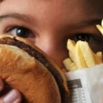 OMS lança guia para enfrentar obesidade em crianças e adolescentes