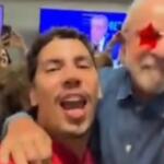 Jean Ferreira comemora vitória de Lula ao lado do presidente em hotel de SP